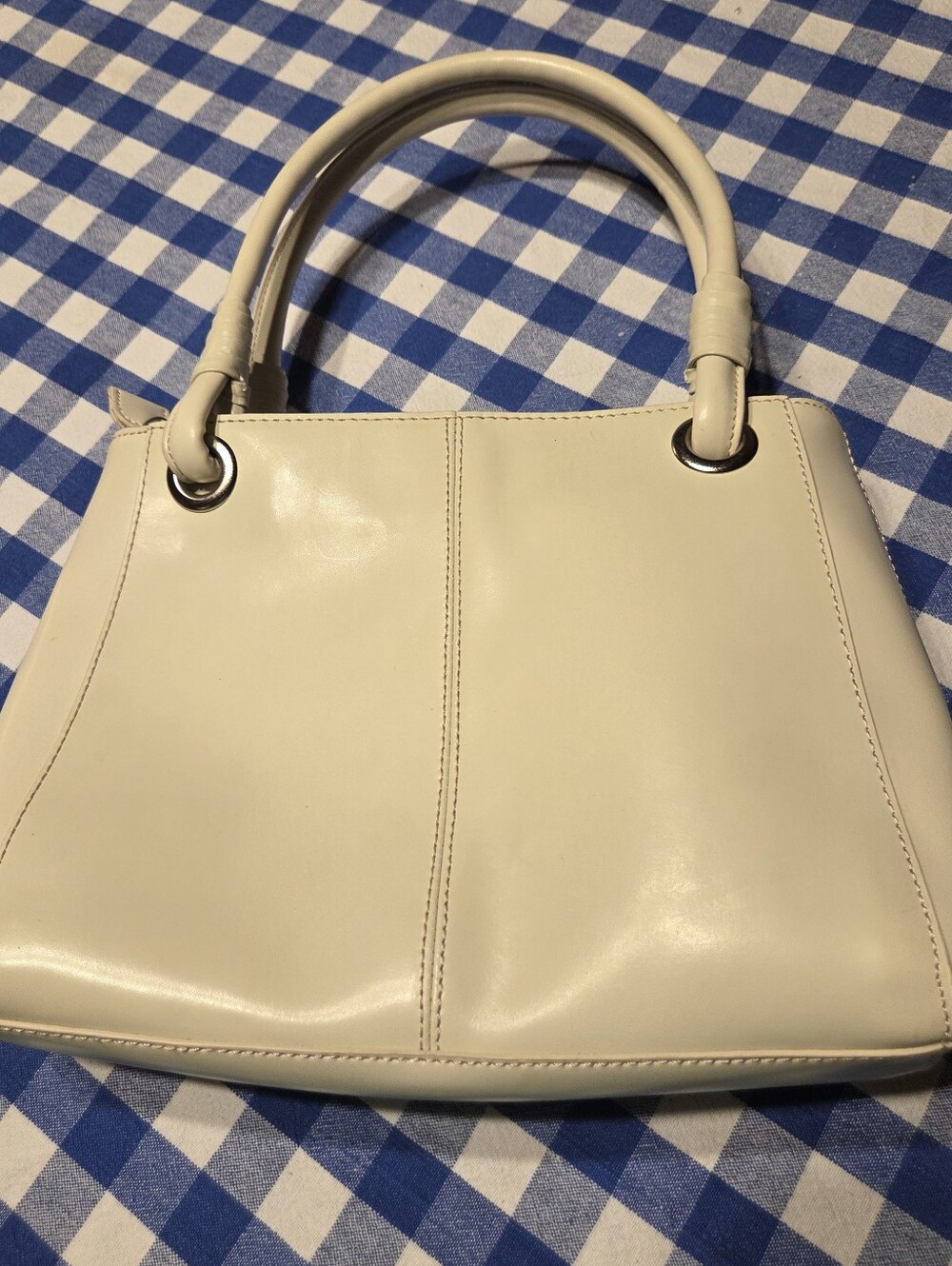 NWT Wilson Cream Leather Classic Handbag - Picture 3 of 9